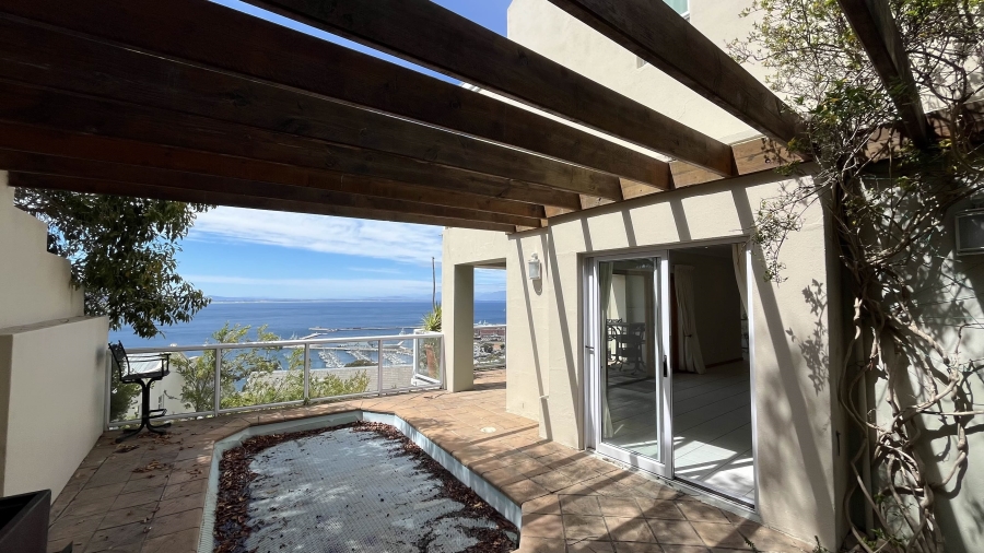 3 Bedroom Property for Sale in Simons Kloof Western Cape